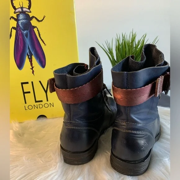 Fly London Navy Lace up Leather Ankle Boots with Seat belt buckle. SZ: EU 36 - Picture 6 of 12
